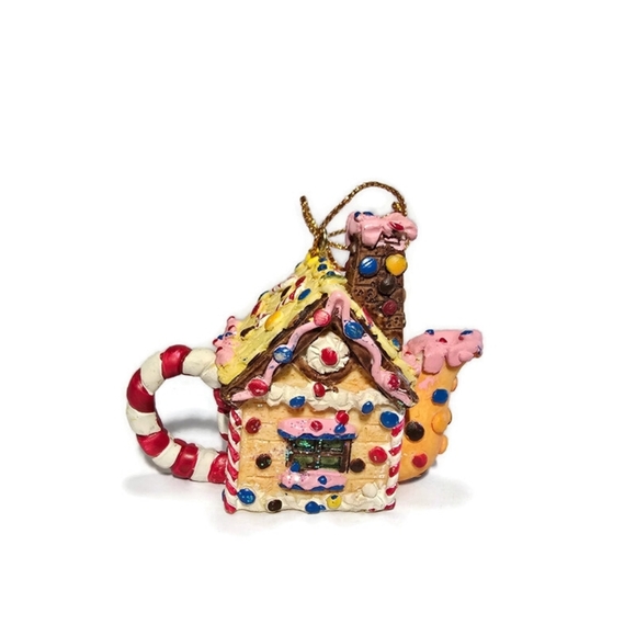 Set of 4 Cupcakes 2 Dept. 56 Cupcakes 2 Candy Teapots Made In China, - Picture 2 of 15